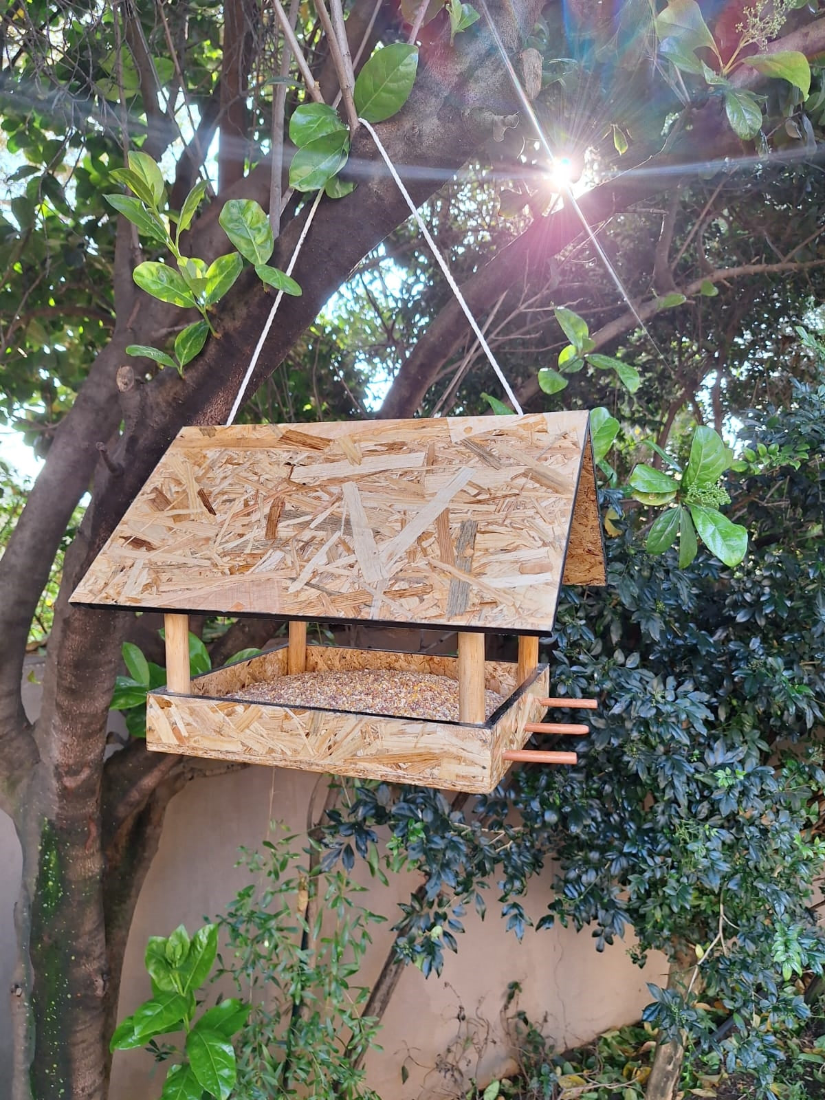 Luxury Handmade Bell and Paton Bird Feeder