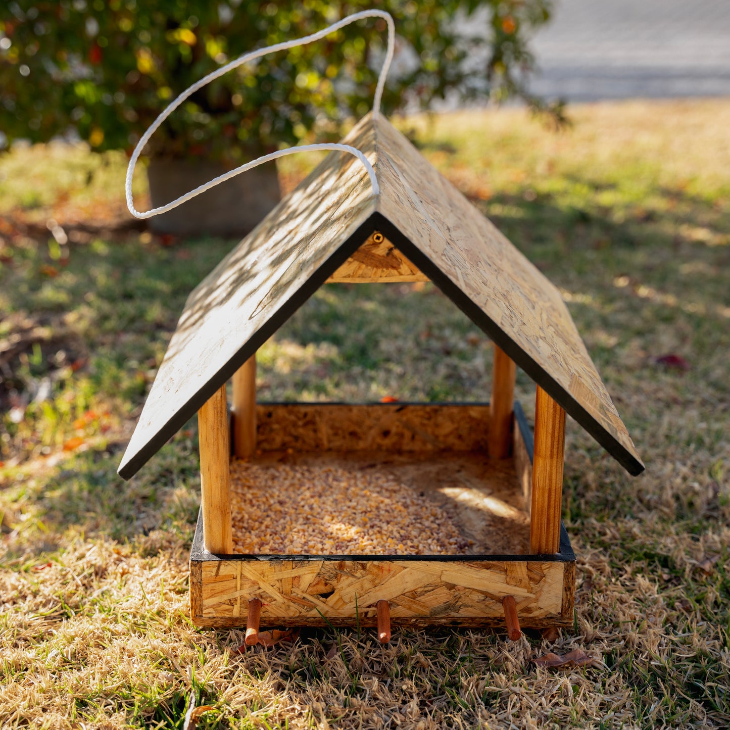 Luxury Handmade Bell and Paton Bird Feeder