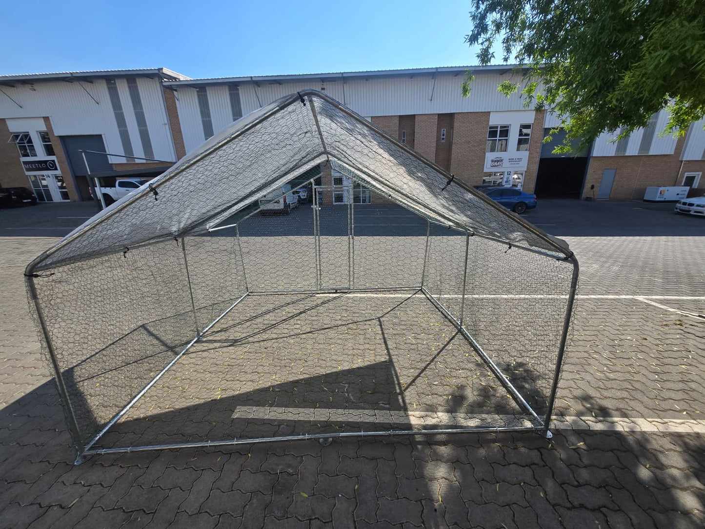 Bell & Paton Walk-In Chicken Coop