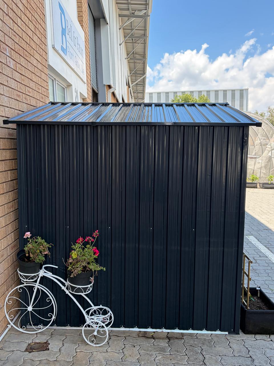 Bell & Paton Garden Shed – 2.49m (W) x 1.85m (D)x 1.84m (H) - The Large One.